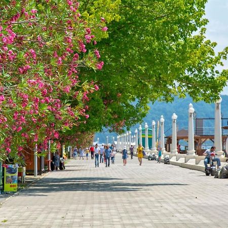 1 Квартира Люкс У Моря 수쿰 외부 사진